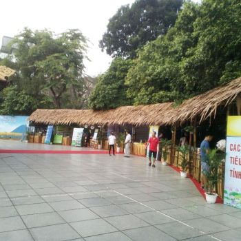 TƯỢNG ĐÀI LÝ THÁI TỔ HÀ NỘI