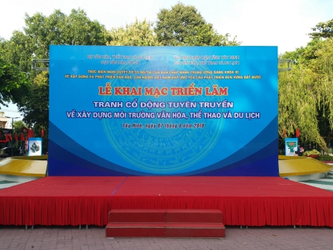 LỄ KHAI MẠC TRANH CỔ ĐỘNG