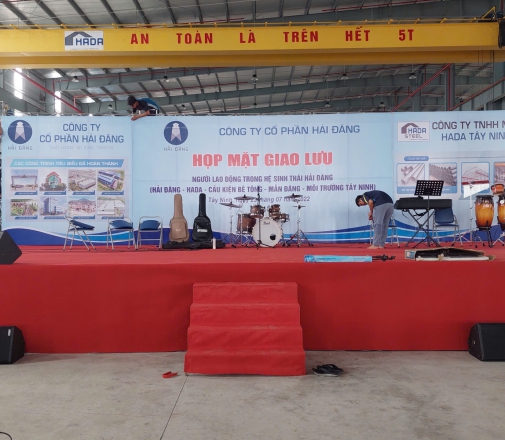 Buổi họp mặt giao lưu